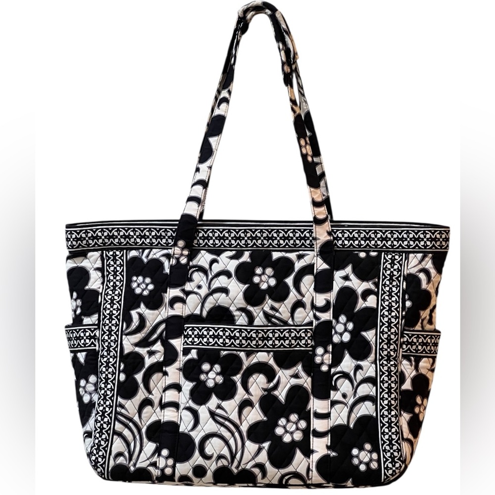 VERA BRADLEY Day & Night large Floral Black and White Tote Bag Retired